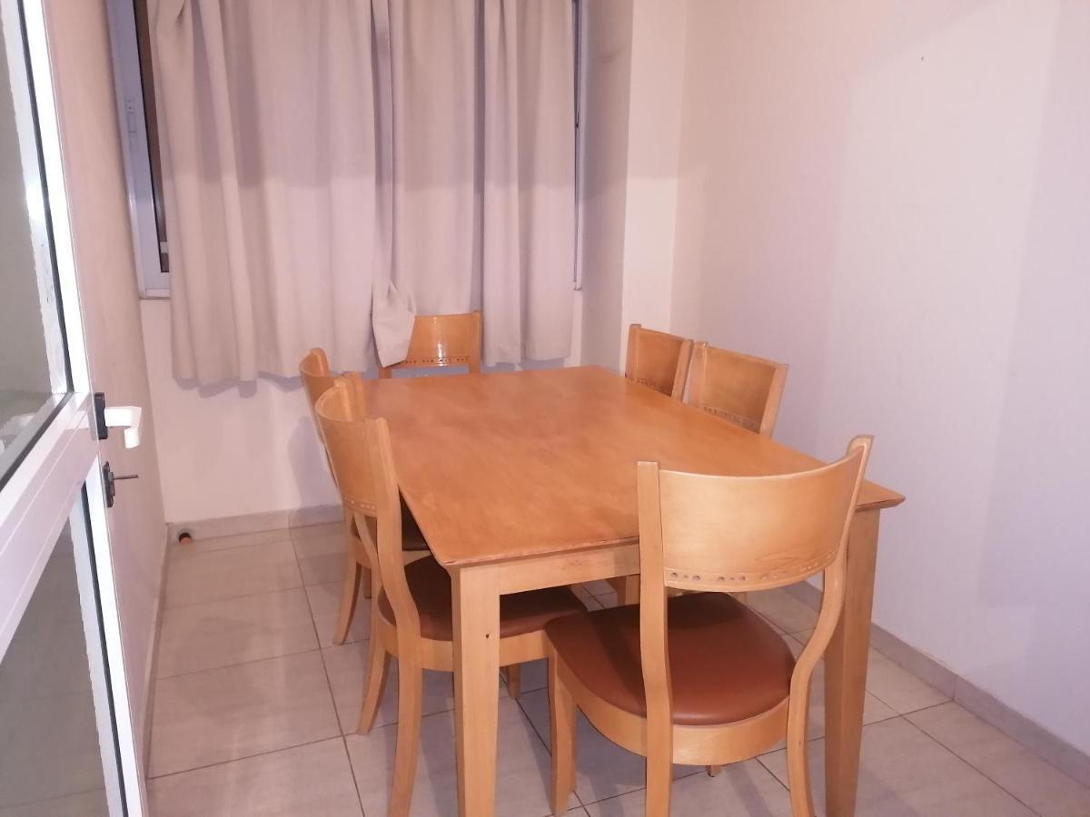 Family Apartment In Mackezie ラルナカ エクステリア 写真